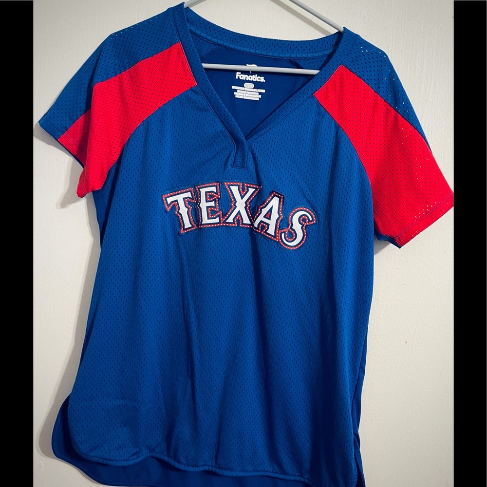 Women’s Texas Rangers jersey tee